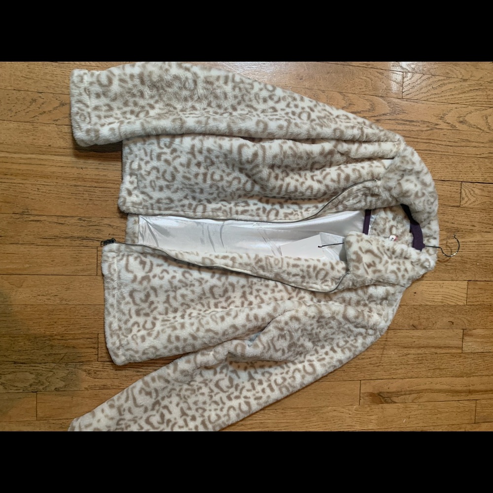 Fur cheetah puff jacket